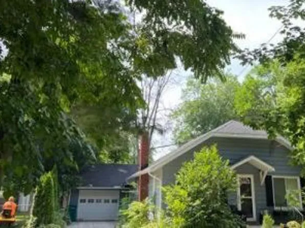 8581 Orchard, Pinckney, MI 48169