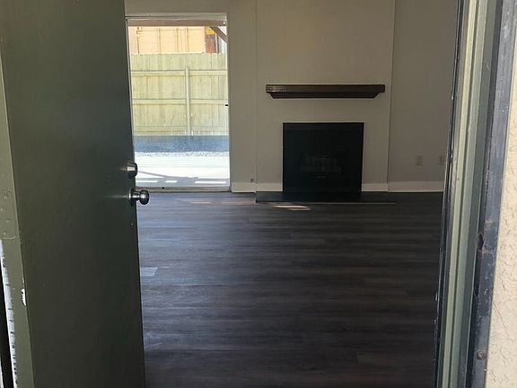 5th image of 648 Parkview Dr
