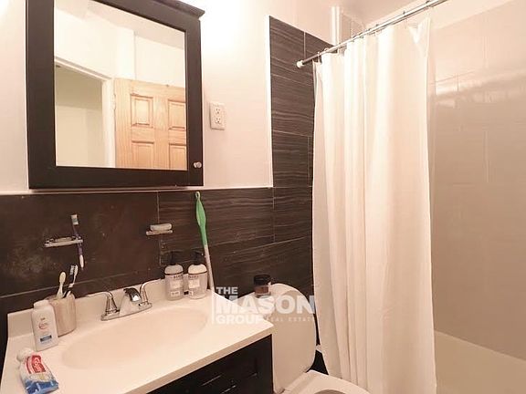 5th image of 432 E 88th St #110