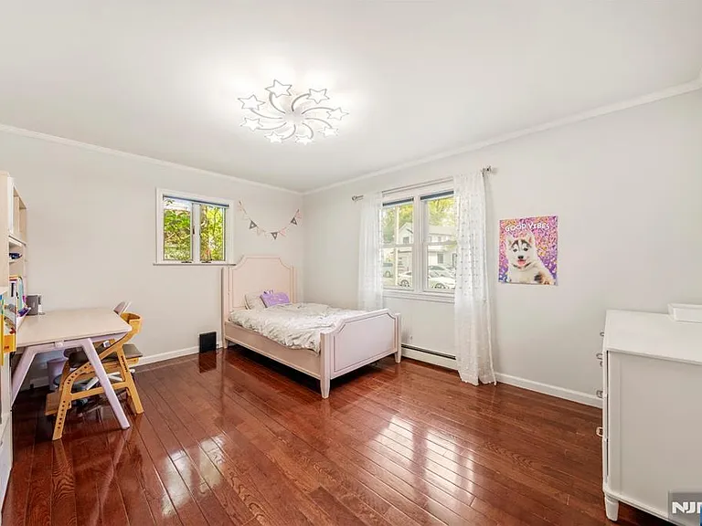 3 Burton Pl — Photo 14