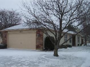 13735 S Magnolia Dr, Plainfield, IL 60544