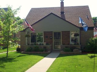 3751 N 86th St, Milwaukee, WI 53222