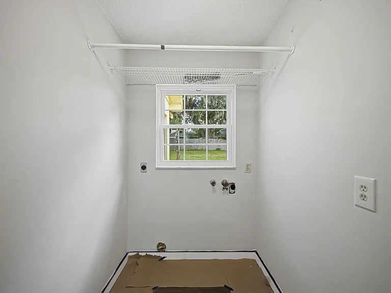 1322 SE 38th Ave — Photo 8