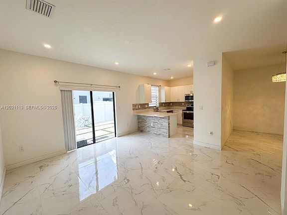 4th image of 20352 NW 6th Ave