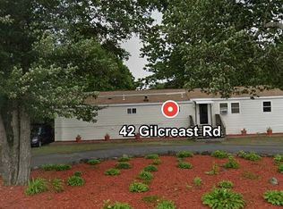 42 Gilcreast Rd, Londonderry, NH 03053