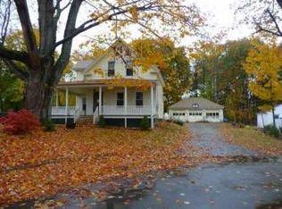 10 Unity St, Rochester, NH 03868