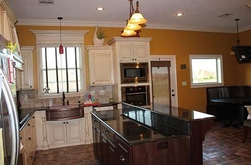 2nd image of 2787 Christy Dr