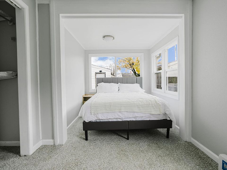 1st image of 810 Somerset Ave