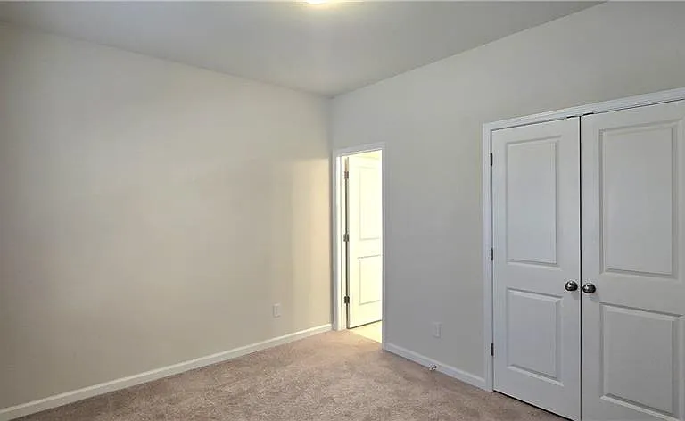 3608 Hidden Valley Cir — Photo 3