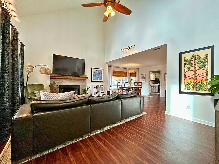 7911 Hamilton Mill Dr — Photo 14