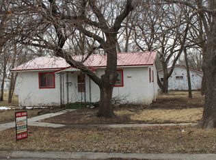 149 N Cedar St, Ainsworth, NE 69210