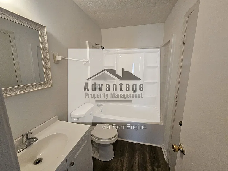 1521 Pine Cone Ln NW — Photo 4