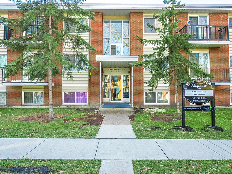 11020 83rd St NW — Photo 48