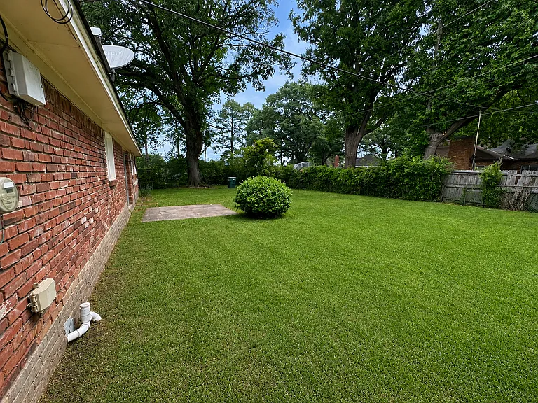 2858 Phyllis Cv — Photo 13