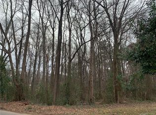 3541 Lake Rd, Charlotte, NC 28269