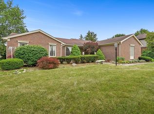 6360 Elsey Dr, Troy, MI 48098