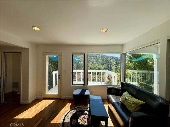 1033 Eastman Way, Laguna Beach, CA 92651