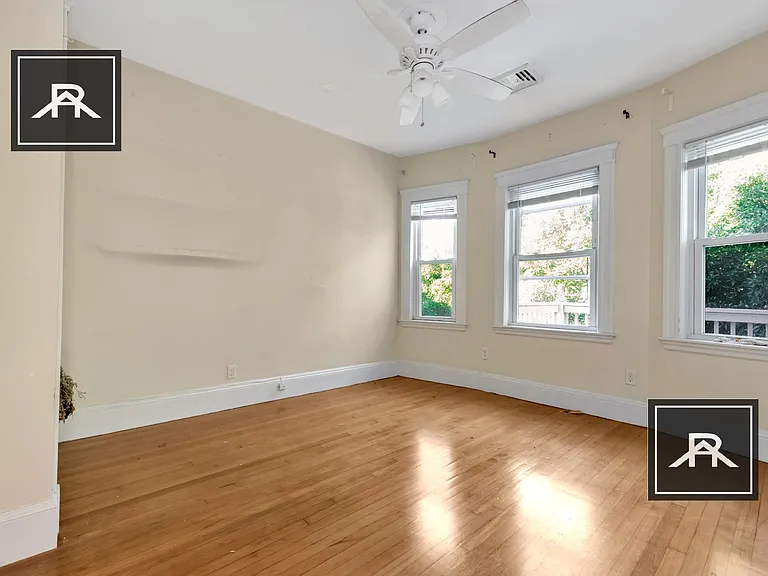 298-300 Alewife Brook Pkwy #2 — Photo 5