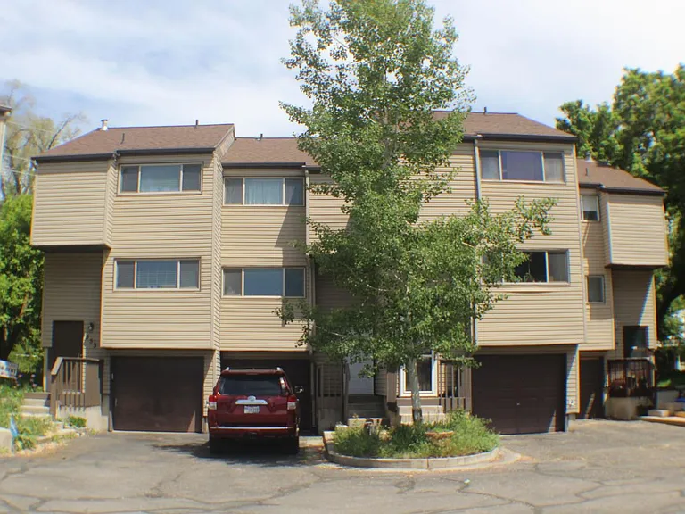 553 E 200 N — Photo 1