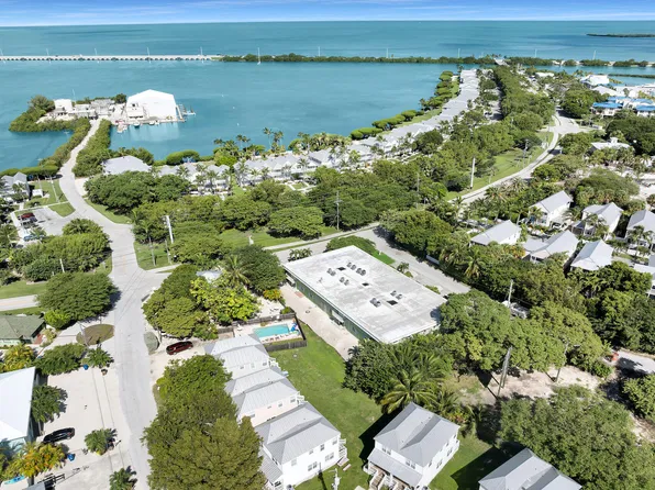 1129 Pebble Beach Lane APT 11, Duck Key, FL 33050