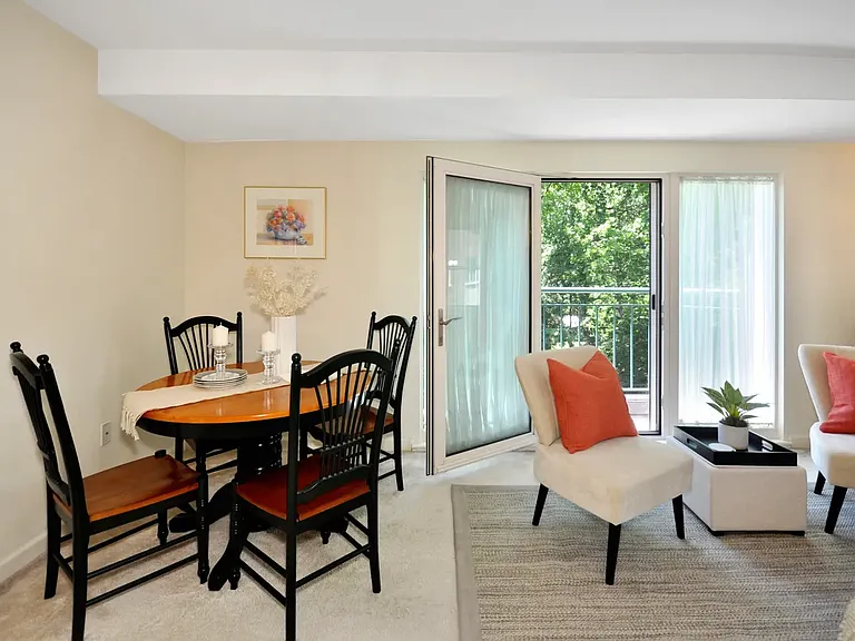 1 Watermill Pl #306 — Photo 6