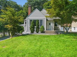 4 Interstate St, Suffern, NY 10901