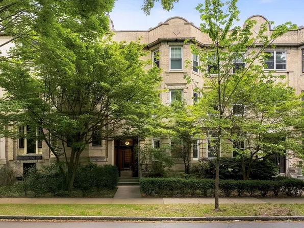 183 Babcock St #1, Brookline, MA 02446