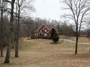 4262 Mount Sharon Rd, Greenbrier, TN 37073