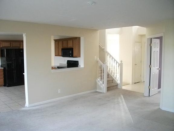 5th image of 5549 Newport Ave