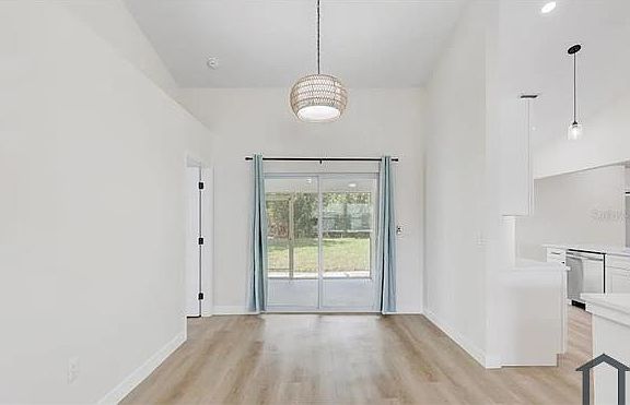 4th image of 2405 Appaloosa Cir