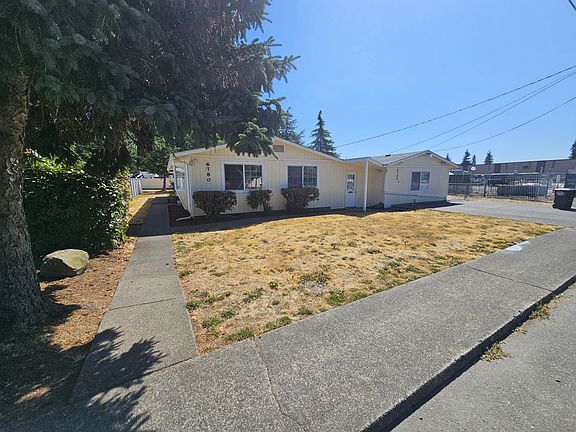 2nd image of 6780 Bonniewood Dr SE