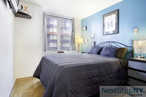 Rented by NextStopNY | media 9
