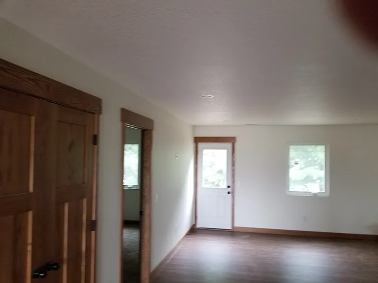 506 Mustang Ln — Photo 6