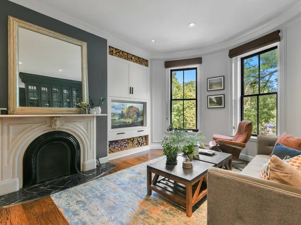 68 Waltham St APT 3, Boston, MA 02118