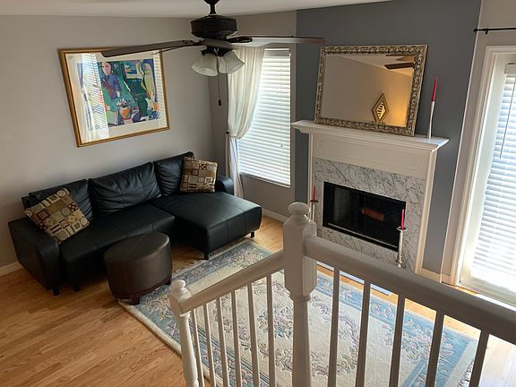 3rd image of 502 S Willow Ave APT 4