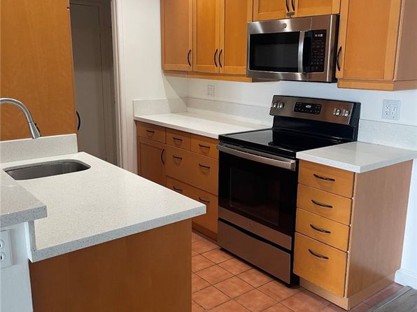 8530 Holloway Dr APT 418