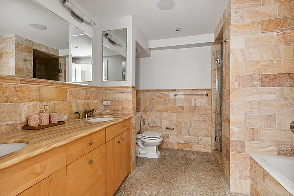 Rented by Liss Real Estate Group LLC | media 7