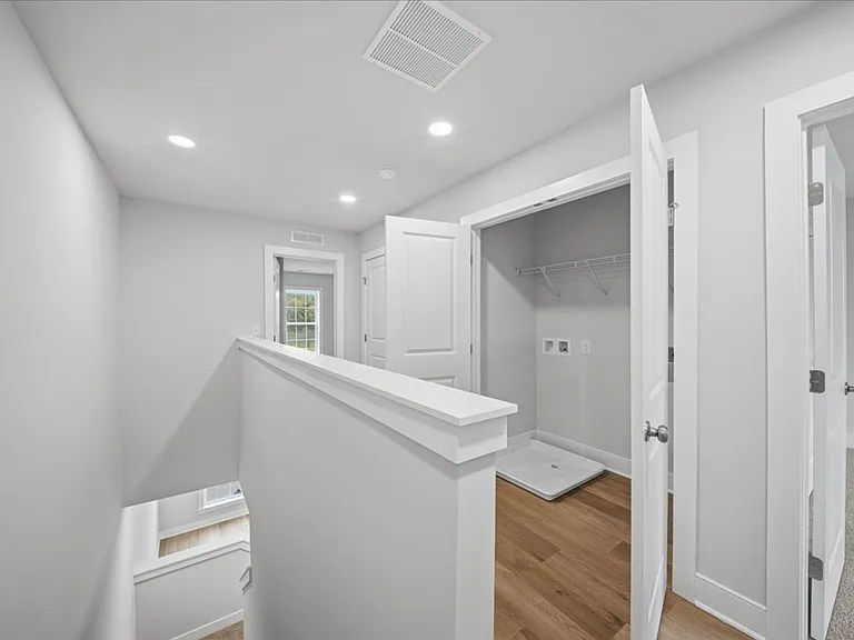 505 Freeman St — Photo 13