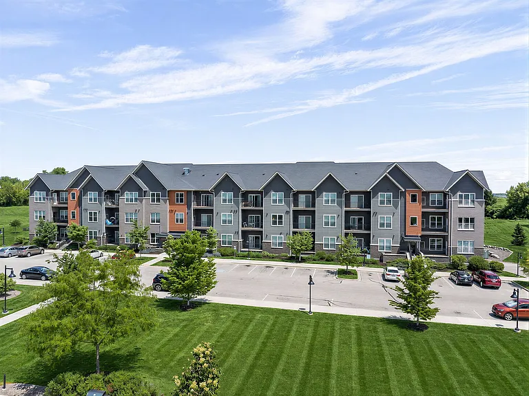 22 Slate Exterior