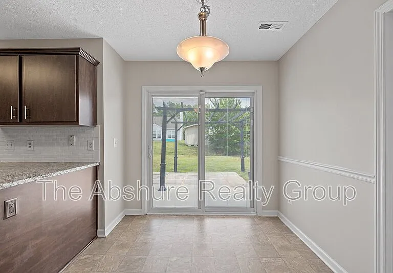 5216 Carriage Pine Dr — Photo 13
