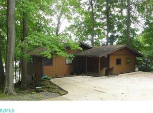 829 Valleywood Heights Dr, Howard, OH 43028