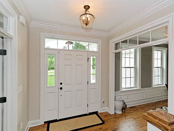 2nd image of 7 Patriot Hill Dr