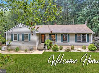 36 Rues Rd, Cream Ridge, NJ 08514