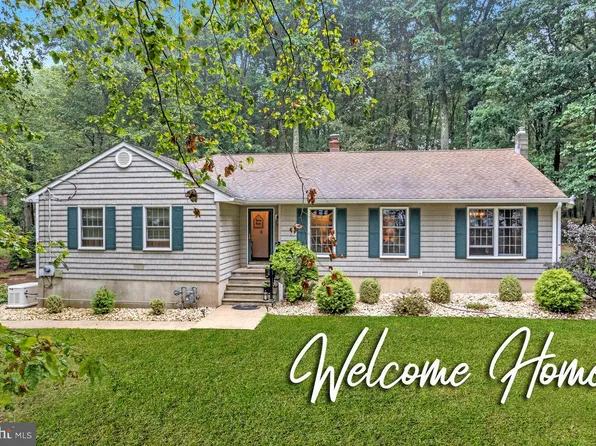 36 Rues Rd, Cream Ridge, NJ 08514