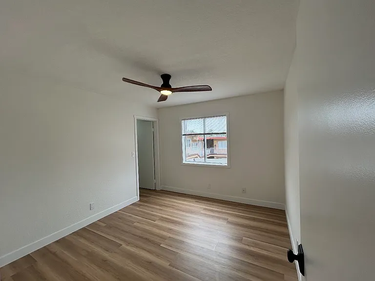 604 Venice Way #3 — Photo 8