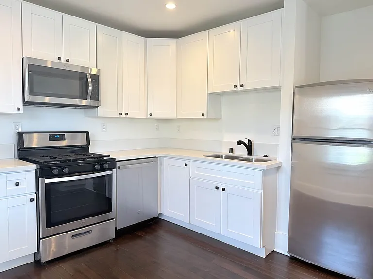 4242 Campus Ave — Photo 5