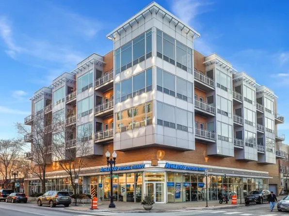3920 N Sheridan Rd #509, Chicago, IL 60657