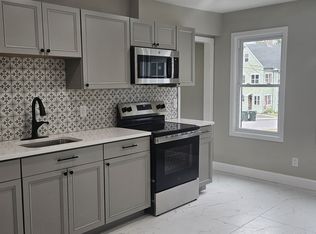 112 Larrabee St Floor 1, East Hartford, CT 06108