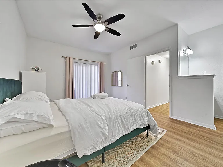 8100 Cambridge St #25 — Photo 18