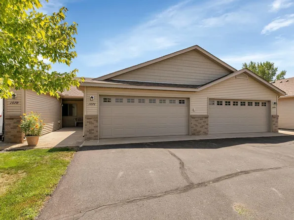 1076 Manor Ct, Saint Cloud, MN 56303